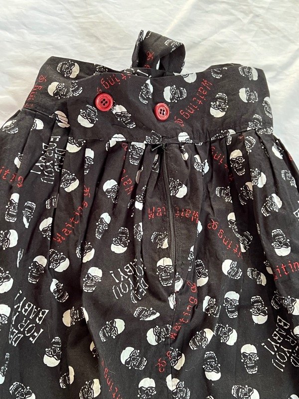 Faldita Goth Skull talle 34 — imagen 3