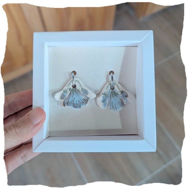 Producto - aritos FLOR  CELESTE