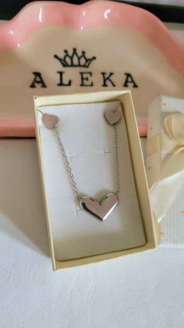 Producto - Gargantilla corazón y aros de acero quirúrgico