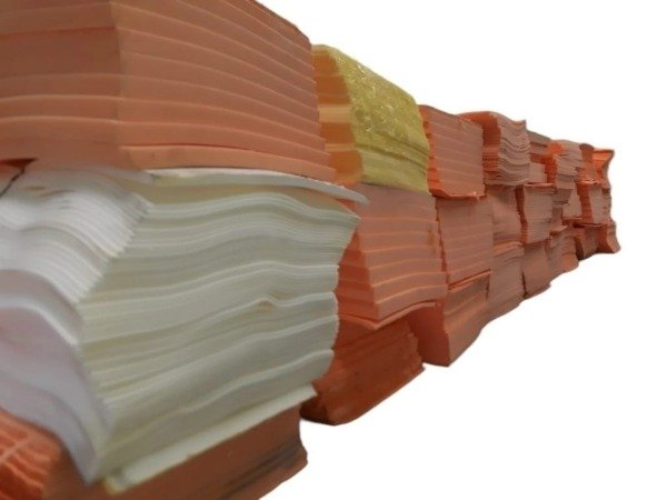 Producto - PLACA POLIESTER X 4 CM