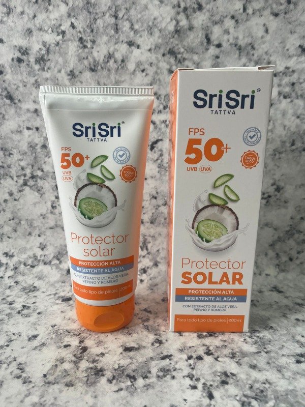 Producto - Protector SOLAR CORPORAL FPS 50+ UVB UVA x 200ml SRI SRI