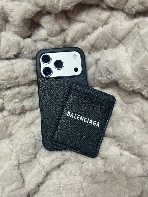 Producto - Case Balenciaga Black