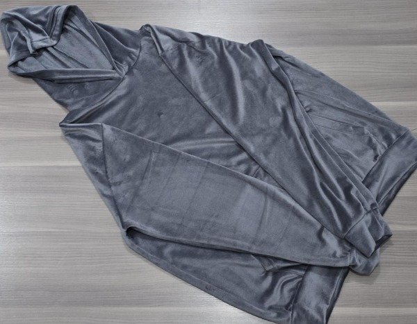 Producto - Buzo Plush Premium Gris Topo Con Capucha talle xxl