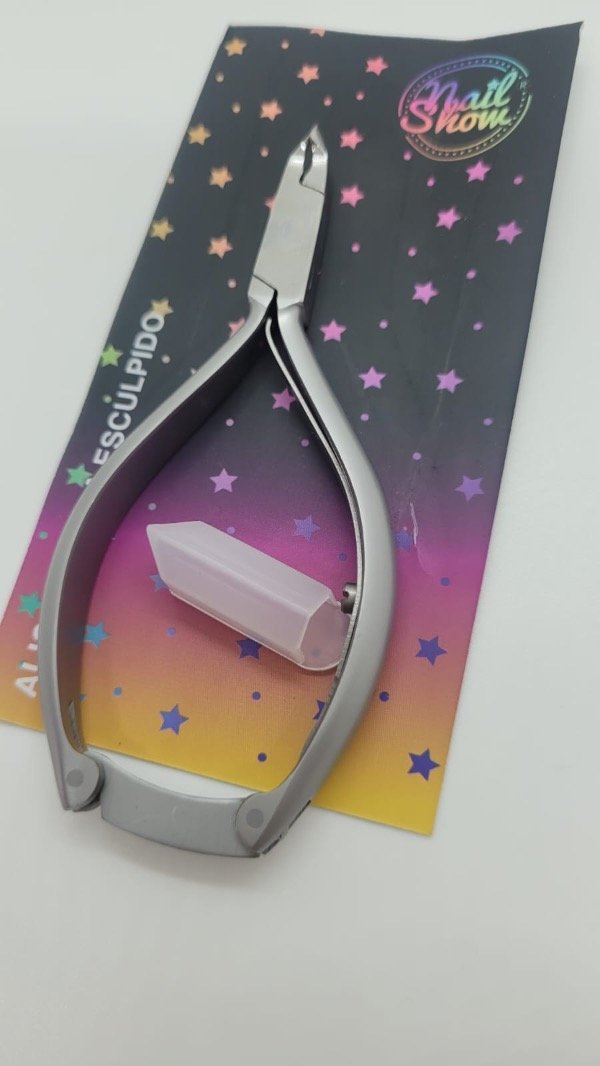 Producto - ALICATE P/ESCULPIDO NAIL SHOW