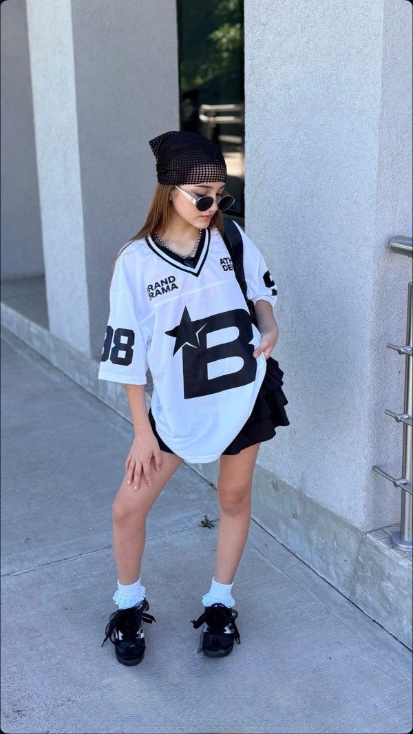 Producto - CAMISETA BRAND blanco