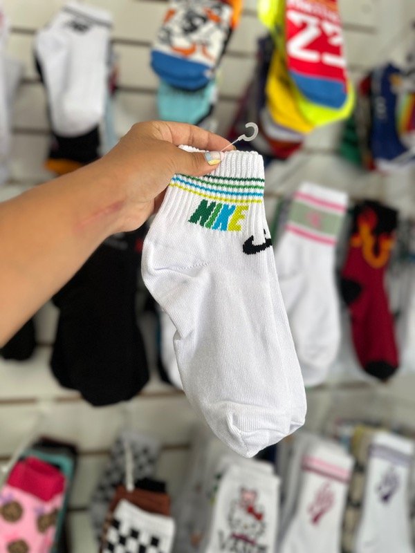 Producto - Nike c/ verde