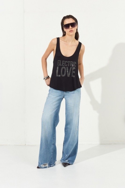 Producto - Musculosa Love StMarie