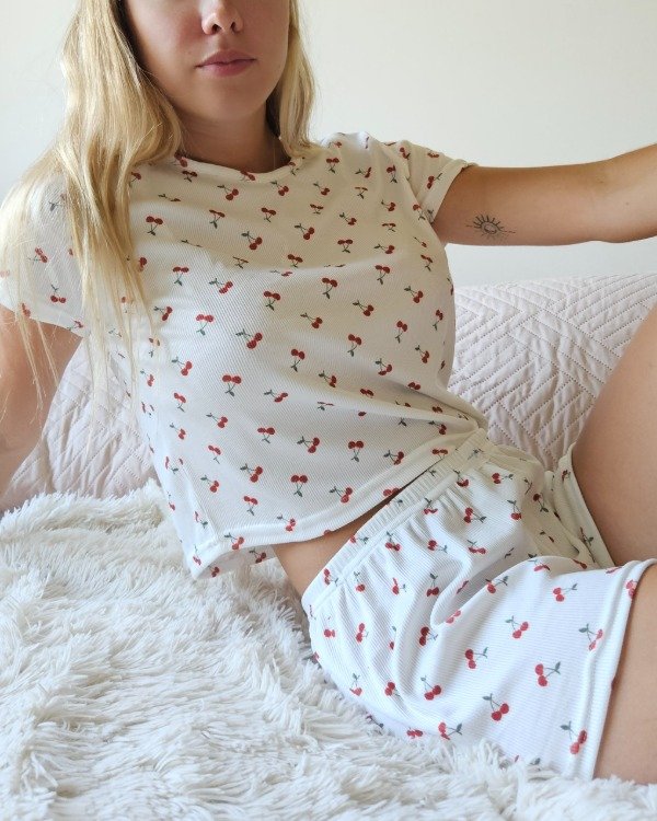 Producto - Pijama cherry Remera