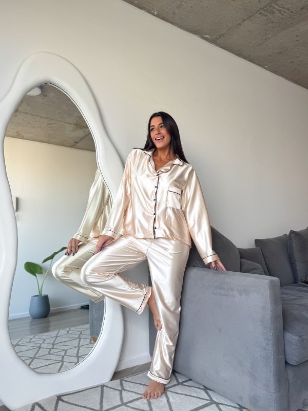 Producto - COMBO SATÉN pijama + bata champagne - 12