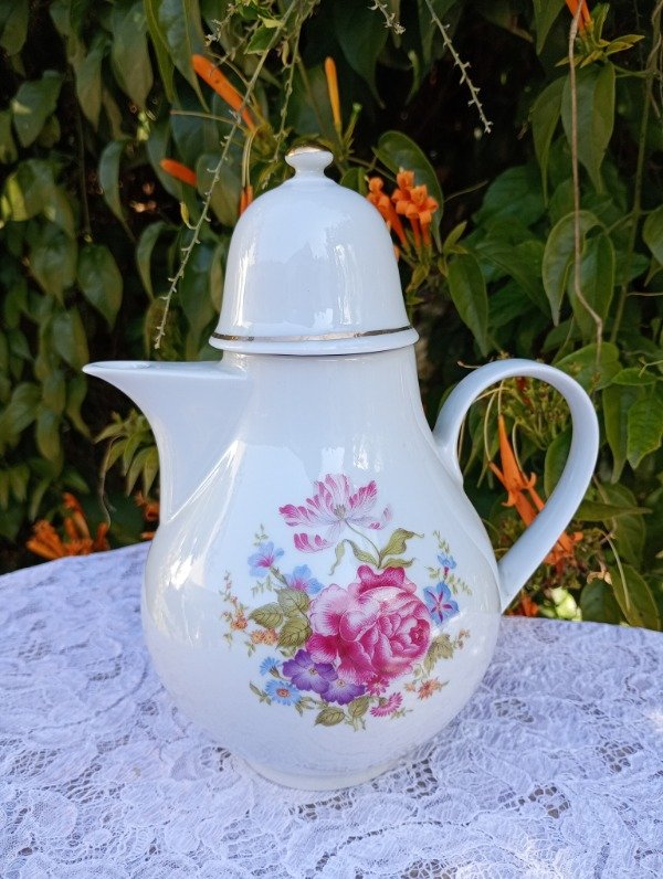 Producto - Cafetera de porcelana alemana