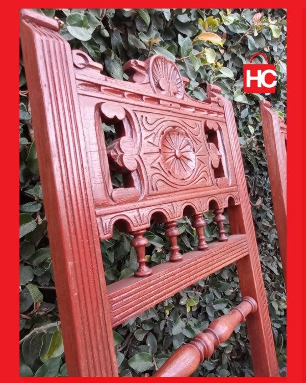 Producto - Juego de 4 sillas de comedor de estilo Colonial Español en madera maciza tallada - 4