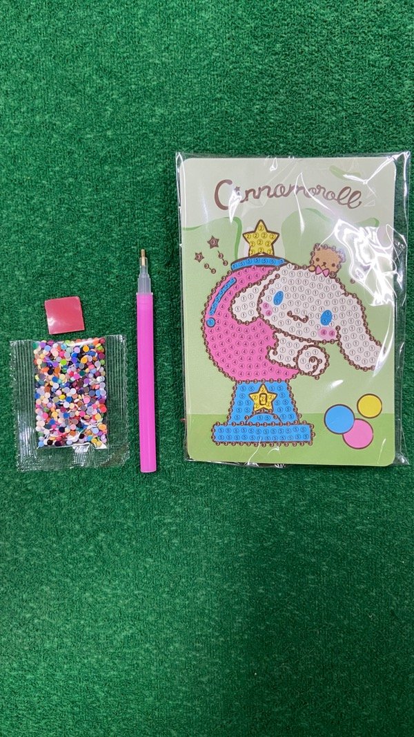 Producto - Diamond Painting Kit SANRIO Cinnamoroll (caramelera)