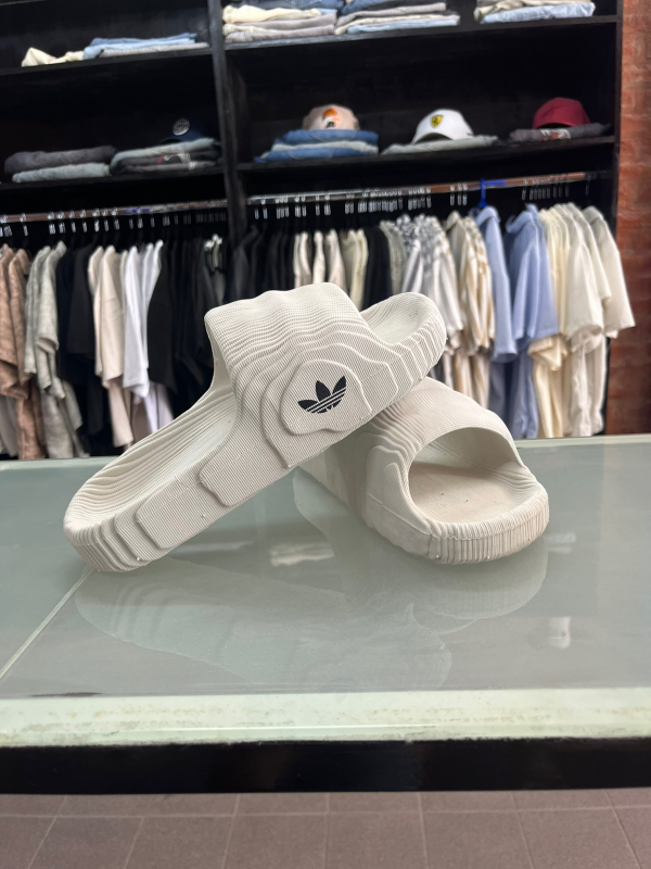 Producto - Adilette