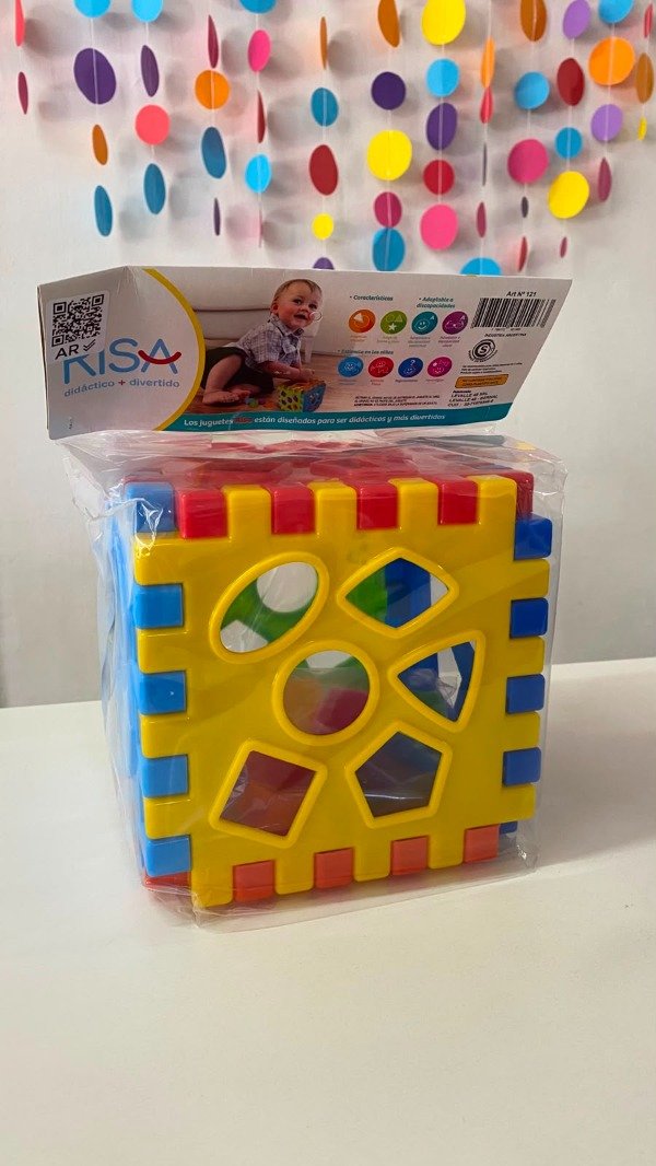 Producto - Cubo de encastre formas- Wi