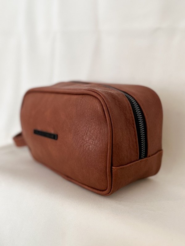 Producto - Neceser Travel Tech Cuero Marrón