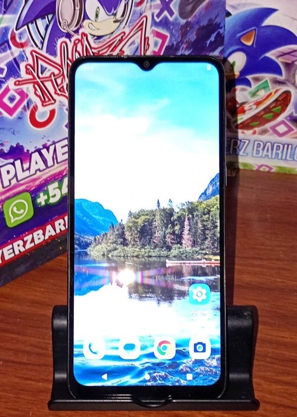 Producto - TELÉFONO MOTOROLA MOTO E13 LIBERADO