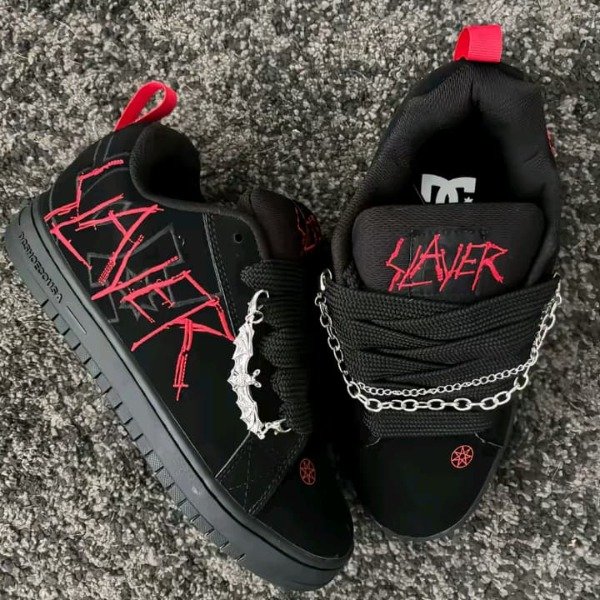 Producto - DC Court Graffity Slayer Black and Red