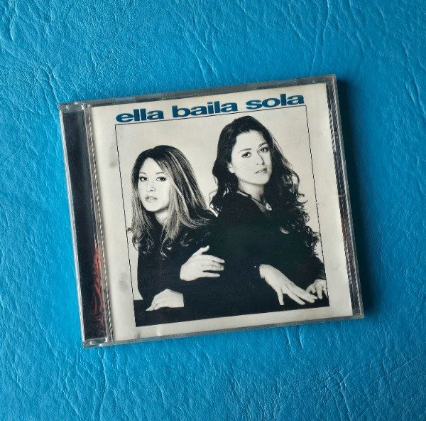 Producto - ELLA BAILA SOLA ''Ella Baila Sola'' (E.E.U.U.) - 0