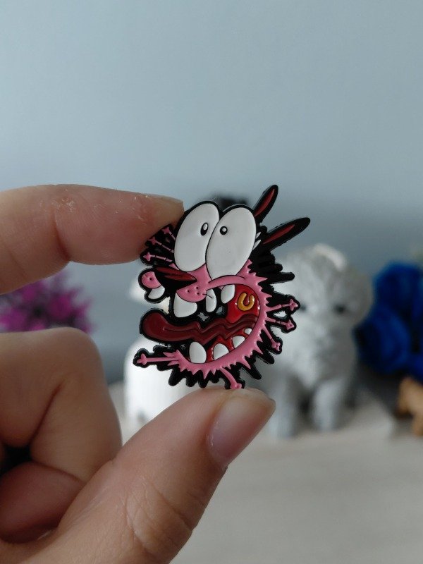 Producto - Pin metalizado - Coraje #2040