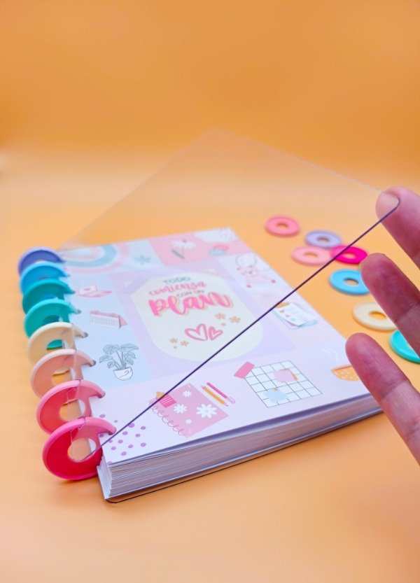 Producto - TAPAS PERFORADAS A5 CRISTAL CON ADICIONAL PERFORADO PARA ELÁSTICO