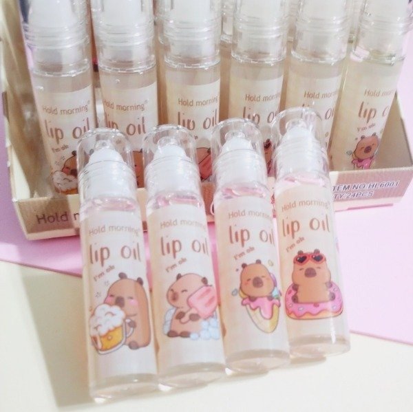 Producto - Lip Oil Balsamo labial Roll on Capibara, Labubu o Stitch