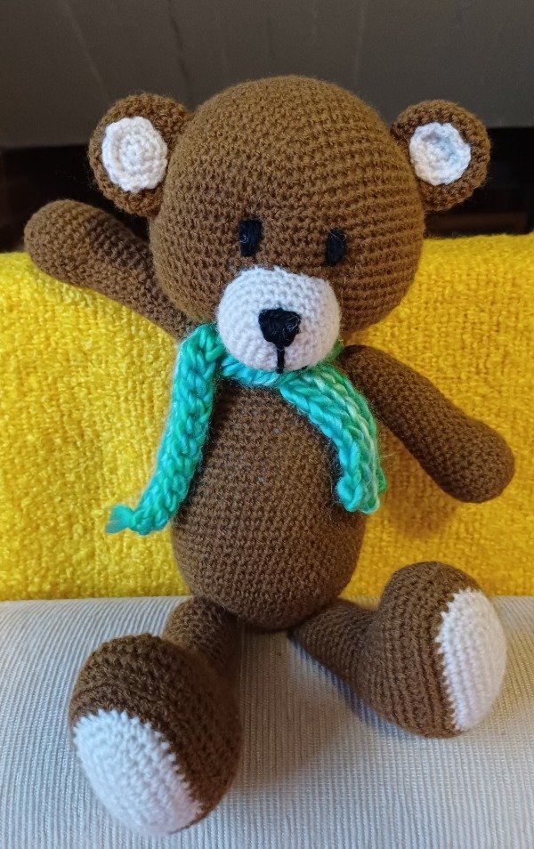 Producto - Oso Brownie Super Soft con Bufanda