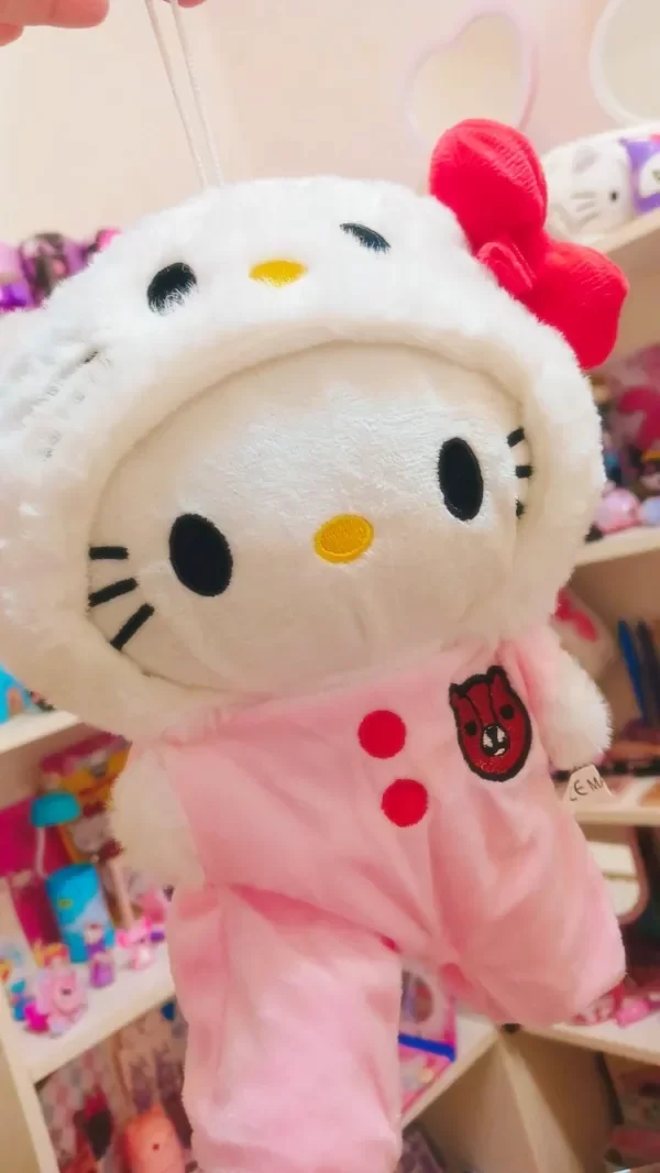Producto - Hello Kitty con pijamas 20 cm