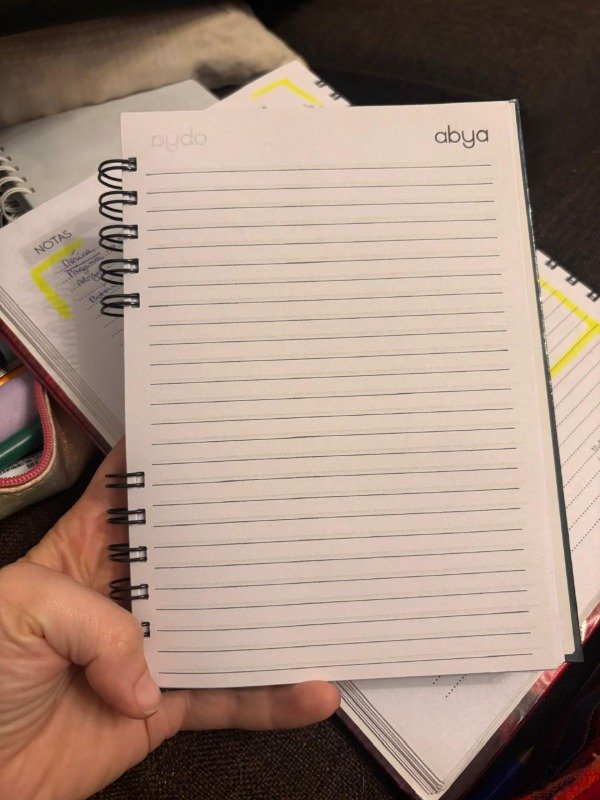 Producto - Cuaderno en stock - 1