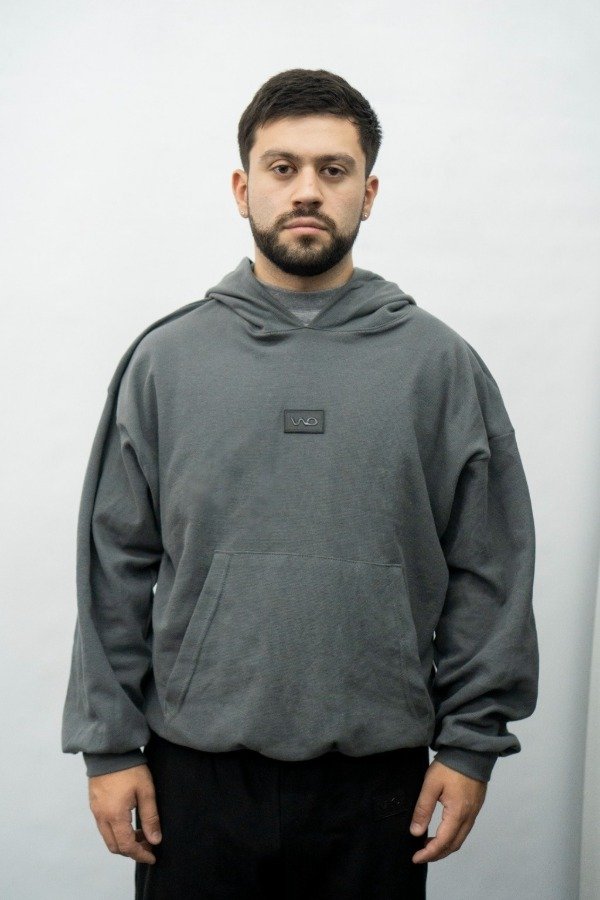 Producto - Buzo canguro gris VONO