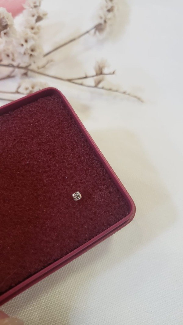 Producto - Piercing medio strass