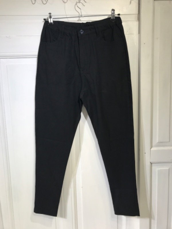 Producto - Pantalon MUNEEK negro bengalina- Talle 50- PRECIO: 24x