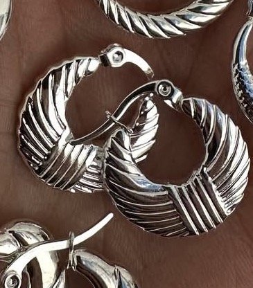 Producto - Argollas Damaris acero blanco