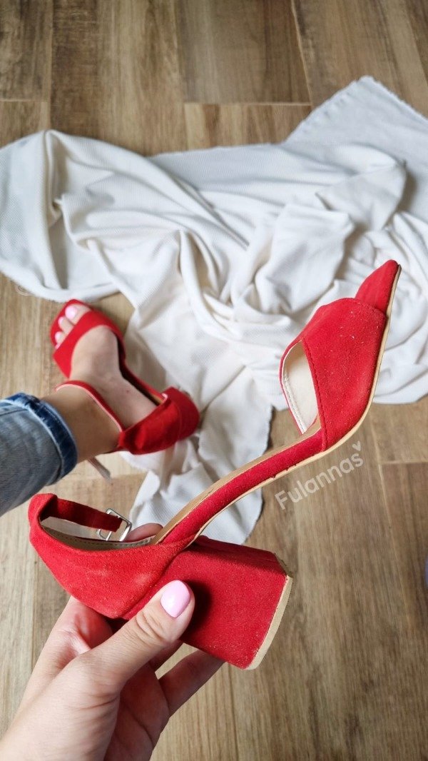 Producto - Gauda gamuza roja