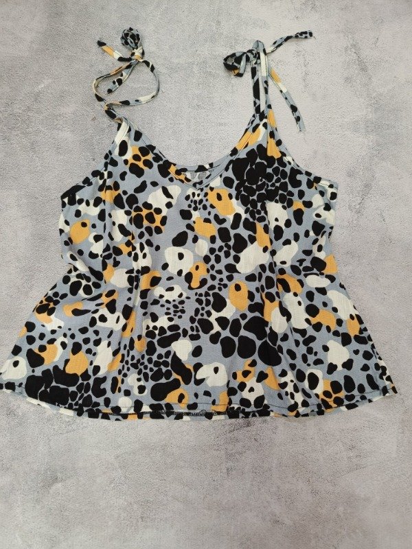 Producto - Musculosa lino animal print