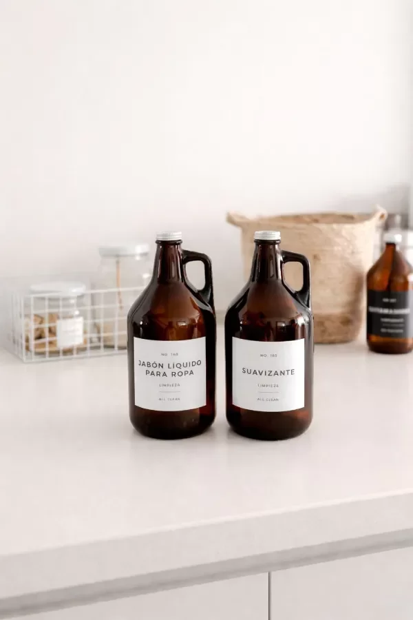 Producto - SET X2 BOTELLÓN AMBAR LAUNDRY 1,9L