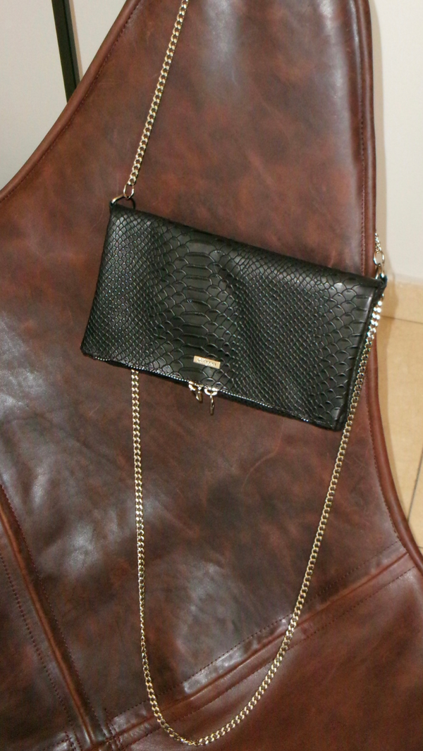 Producto - Cartera Cuero Milán Croco Negra