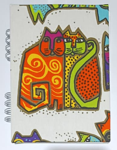 Producto - ABRAZO DE GATITOS forrado en tela