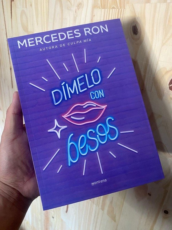 Producto - Dímelo con Besos