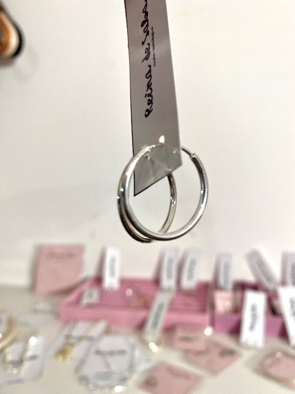 Producto - Argollas finas de acero quir.blanco