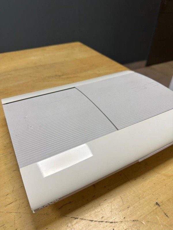 Producto - Playstation 3 Super Slim Blanca con Joystick y Juego - 5