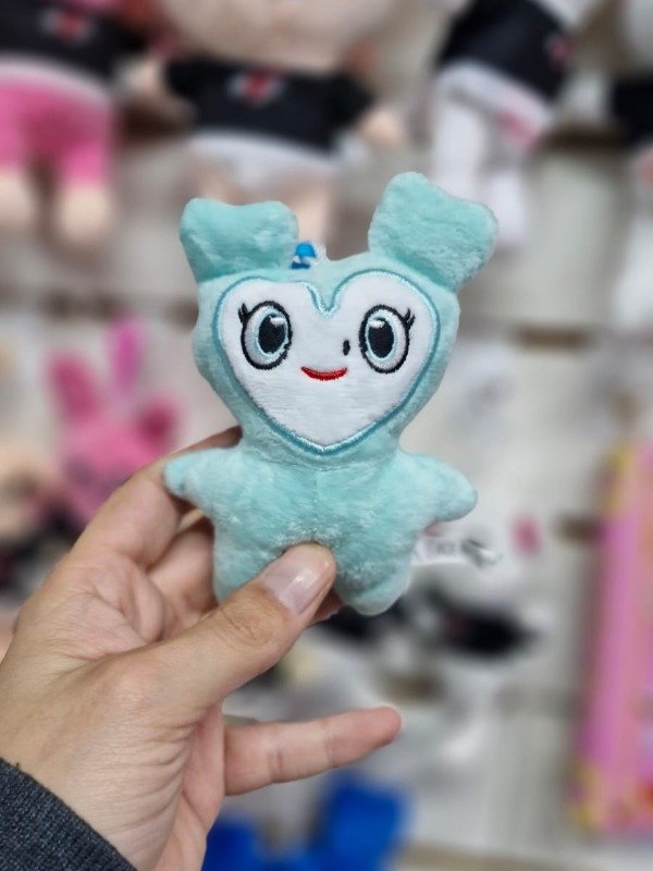 Producto - TWICE - LLAVERO PELUCHE LOVELY MIVELY (MINA'S) VERDE AGUA