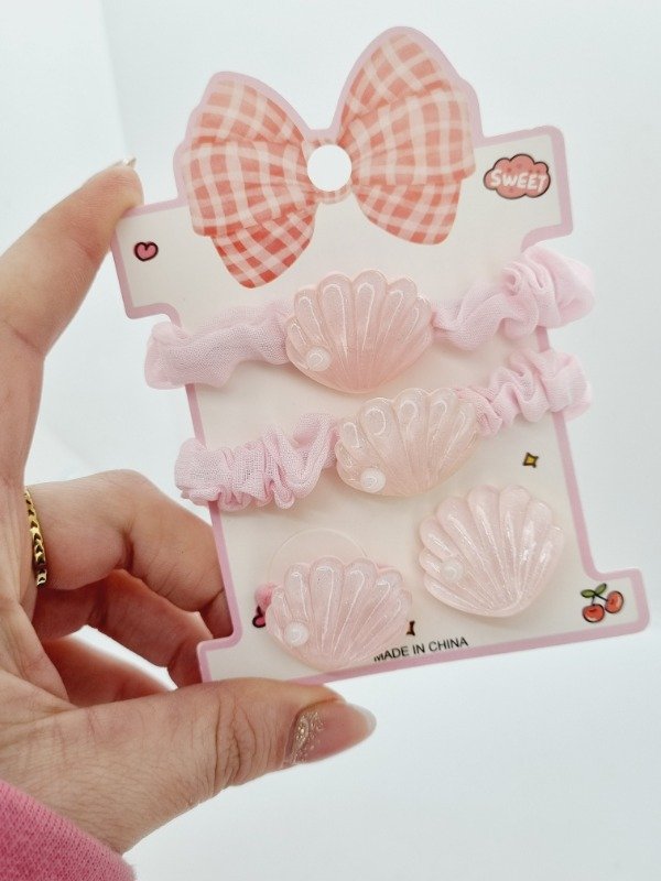 Producto - Blister colitas scrunchie x2 + colita x2 aplique ostra 2040