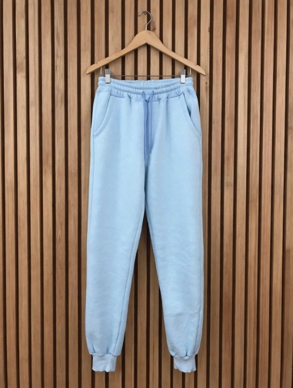 Producto - JOGGER CON PUÑO