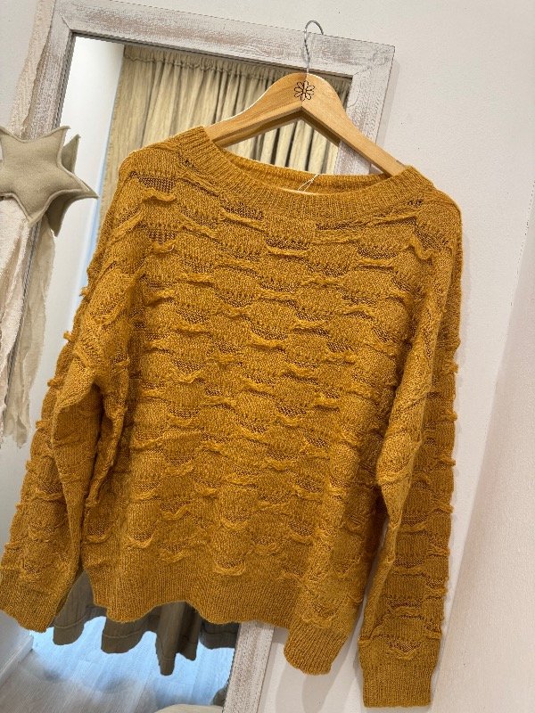 Producto - Sweater deshilachado