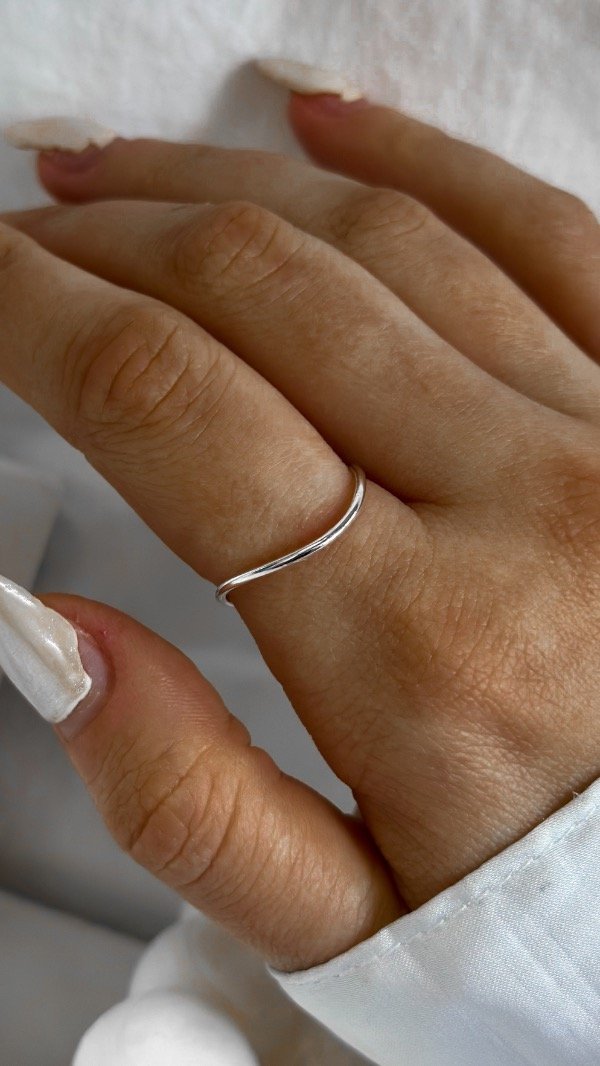 Producto - Anillo cinta ondulada