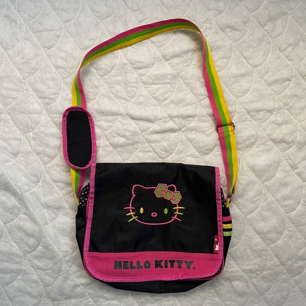 Producto - Hello kitty bag.