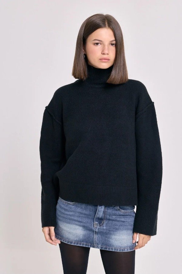 Producto - POLERA LAMBER NEGRA