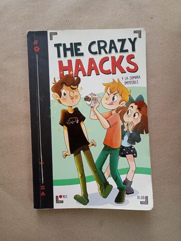 Producto - The Crazy Haacks y la cámara imposible - Nuria Aparacio - Montena 2018