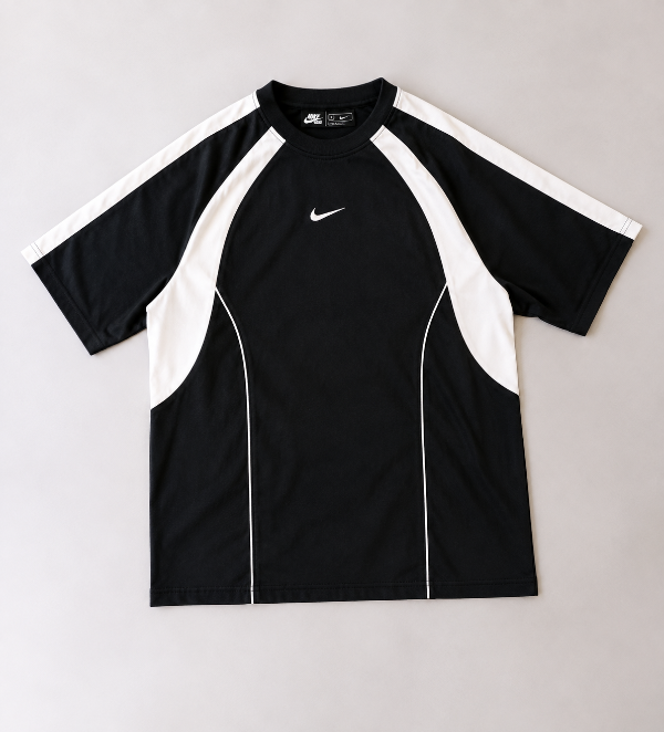 Remera bicolor negro