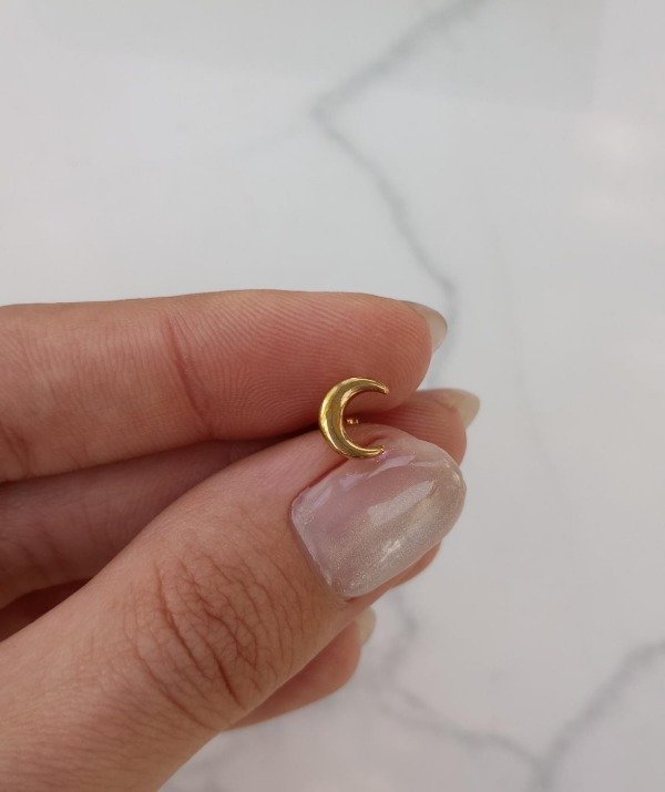 Producto - Piercing Cartílago Dorado - Luna - 1